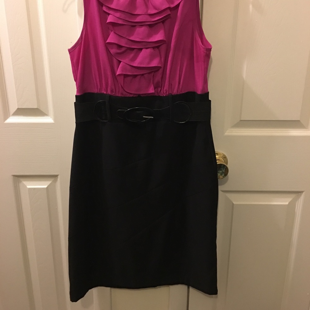 Dress - Picture 2 of 6